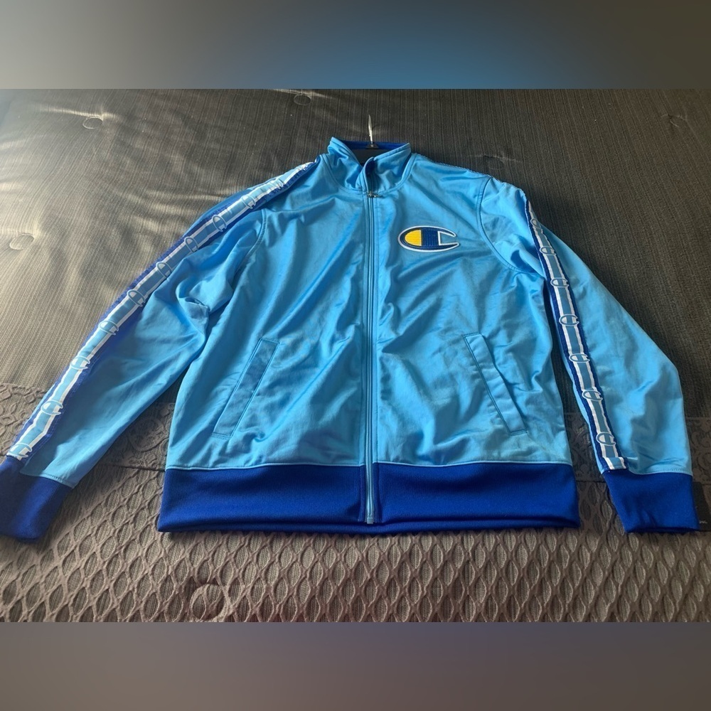New Vintage Champion C Logo Track Jacket Athletic Performance Blue Large - Picture 7 of 16